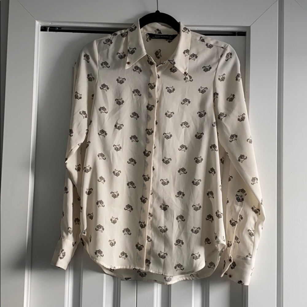 Wolf print button up - Picture 3 of 5